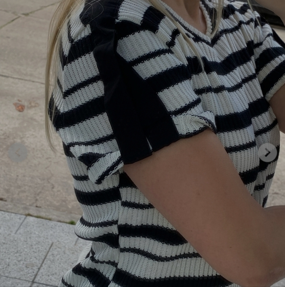 ZARA KNIT BLACK AND WHITE TSHIRT - Picture 5 of 7